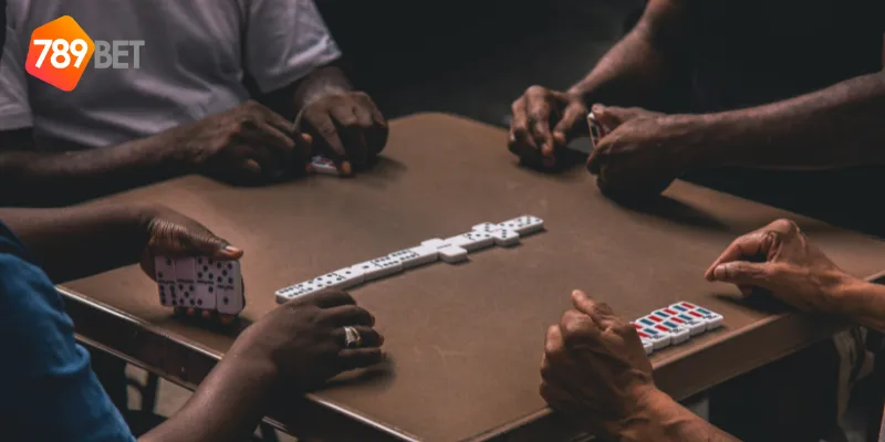 Tăng cường tư duy với domino xếp số