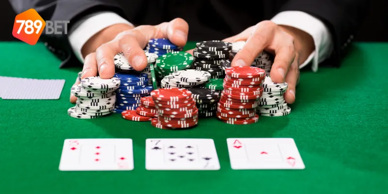 Cách đặt cược Caribbean poker