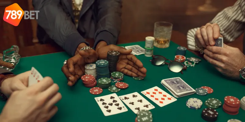 Chiến lược chơi bài xì tố